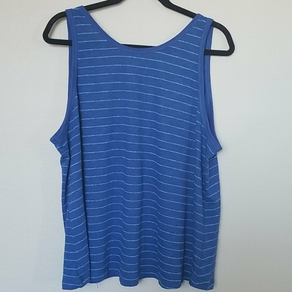 Old Navy Casual Comfy Summer blue with stripes NWT XXL tank - Picture 1 of 4